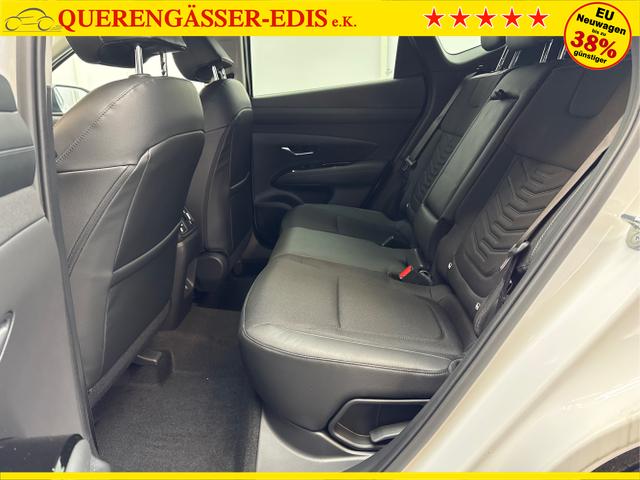 Hyundai / TUCSON FACELIFT / Weiß / / / DCT SHZ El.Heckklappe NAVI E-Shift