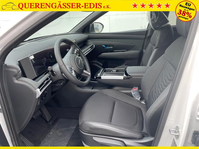 Hyundai / TUCSON FACELIFT / Weiß / / / 