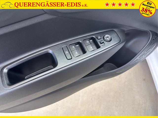 Hyundai / i10 / Weiß / / / AUT SHZ 16ALU SMART KEY NAVI RFK PDC