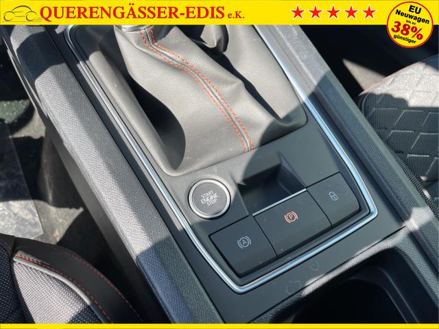 Seat / Leon / Weiß / / / 