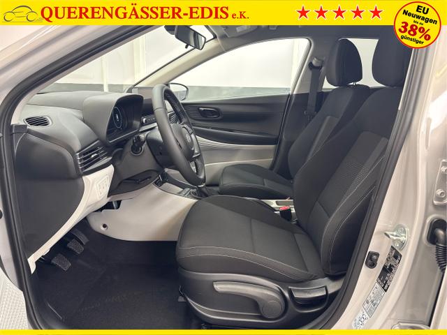 Hyundai / i20 / Grau / / / NAVI Klimaautomatik SHZ 