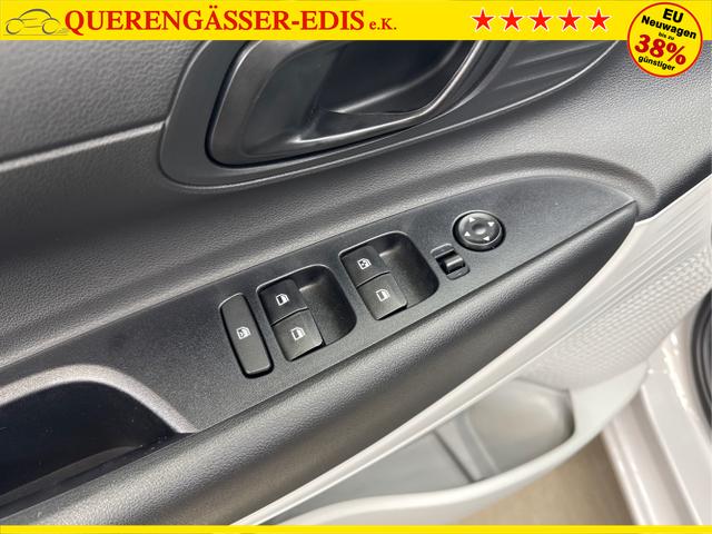 Hyundai / i20 / Grau / / / NAVI Klimaautomatik SHZ 
