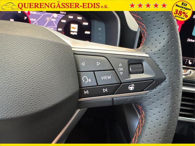 Seat / Leon / Schwarz / / / MATRIX NAVI SHZ ACC KESSY