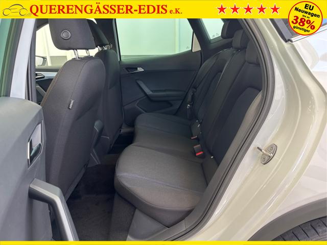 Seat / Arona / Weiß / / / NAVI SHZ VOLL LED RFK PDC v+h 18ALU