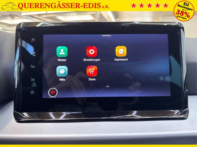 Seat / Arona / Weiß / / / NAVI SHZ VOLL LED RFK PDC v+h 18ALU