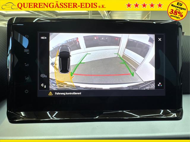Seat / Arona / Weiß / / / NAVI SHZ VOLL LED RFK PDC v+h 18ALU