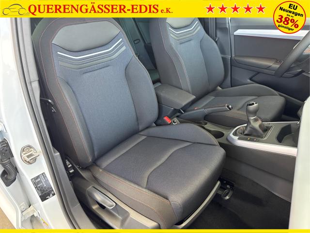 Seat / Arona / Weiß / / / NAVI SHZ VOLL LED RFK PDC v+h 18ALU