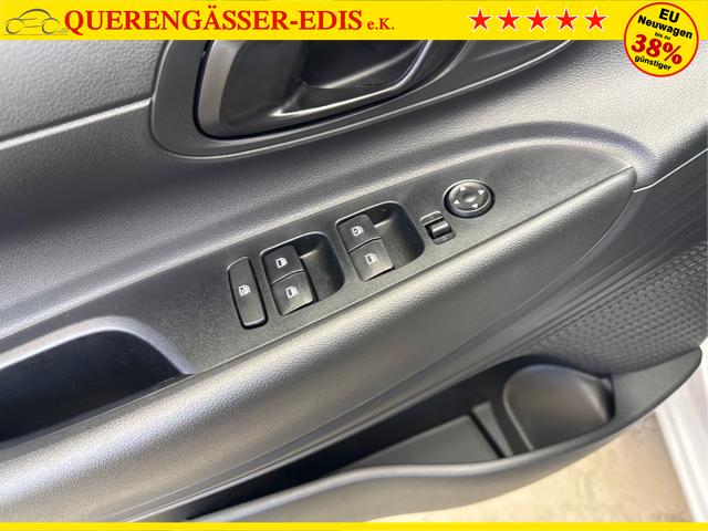 Hyundai / i20 / Grau / / / NAVI Klimaautomatik SHZ 