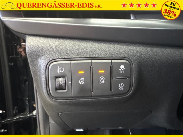 Hyundai / i20 / Schwarz / / / NAVI Klimaautomatik SHZ 