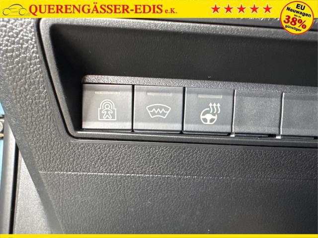 Fiat / Doblò / Blau / / / AUT STYLE PACK SHZ TOTWINKEL UConnect 