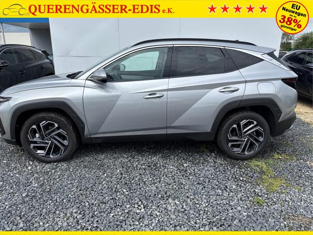 Hyundai / TUCSON FACELIFT / Weiß / / / 