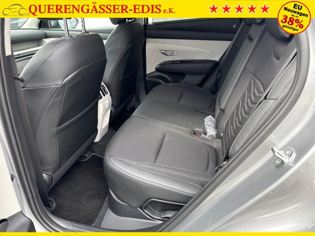 Hyundai / TUCSON FACELIFT / Weiß / / / 