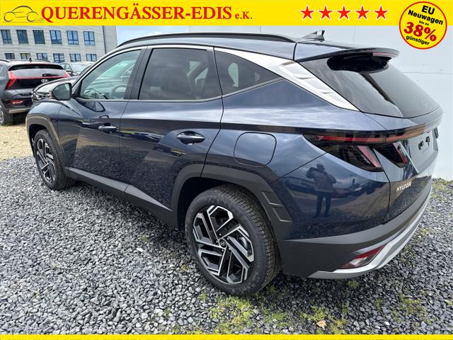 Hyundai / TUCSON FACELIFT / Weiß / / / 