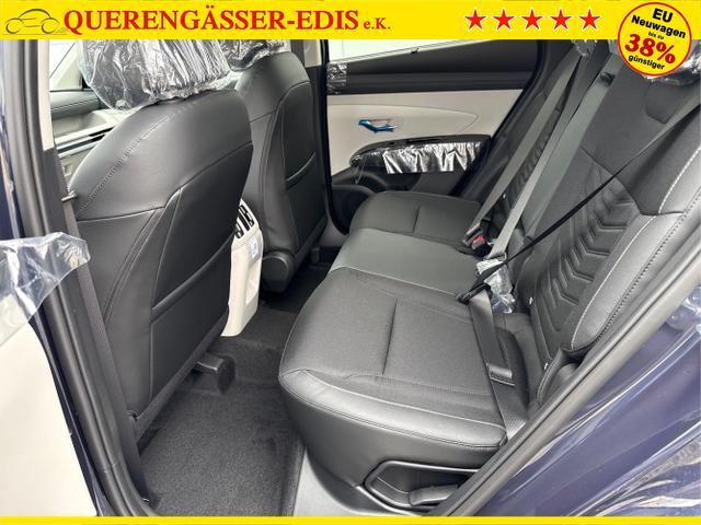 Hyundai / TUCSON FACELIFT / Weiß / / / 