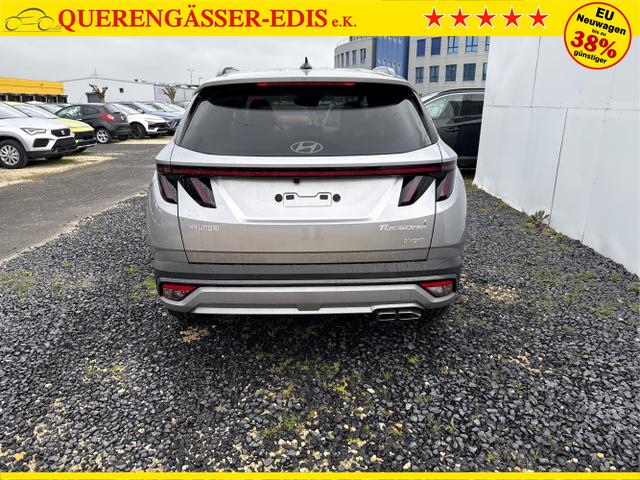 Hyundai / TUCSON FACELIFT / Weiß / / / 