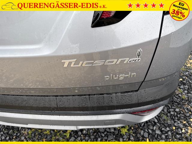 Hyundai / TUCSON FACELIFT / Weiß / / / 