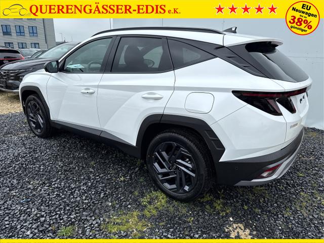 Hyundai / TUCSON FACELIFT / Weiß / / / 