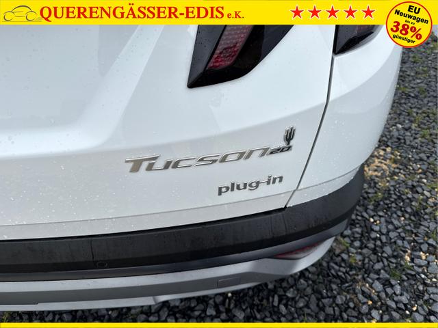 Hyundai / TUCSON FACELIFT / Weiß / / / 