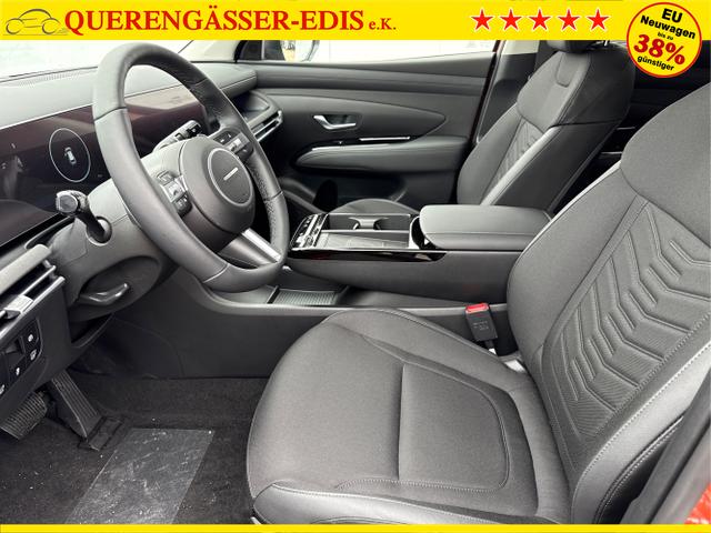Hyundai / TUCSON FACELIFT / Weiß / / / 