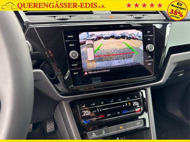 Volkswagen / Touran / Weiß / / / 