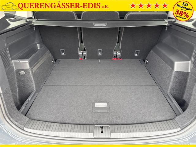 Volkswagen / Touran / Weiß / / / 