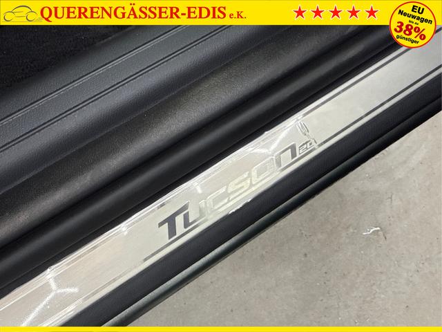Hyundai / TUCSON FACELIFT / Grün / / / 20th Anniversary KRELL SHZ v+h 360Kamera HUD