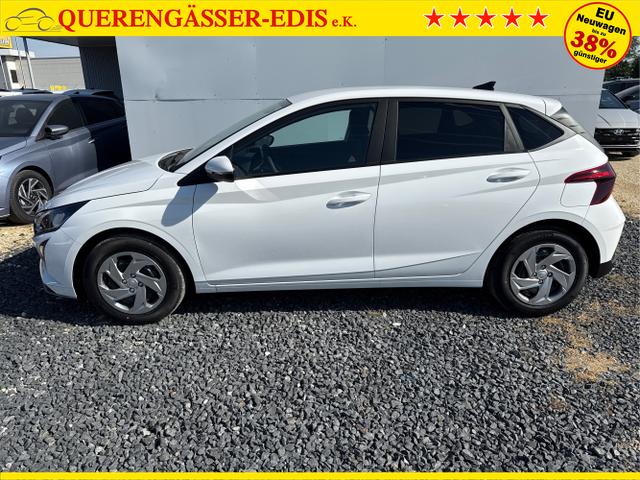 Hyundai / i20 / Weiß / / / 