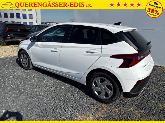 Hyundai / i20 / Weiß / / / 