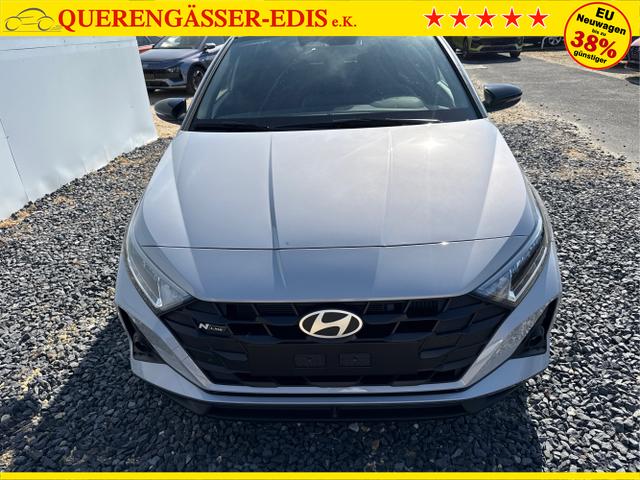 Hyundai / i20 / Weiß / / / 