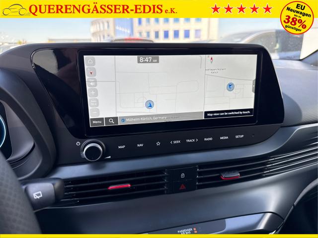 Hyundai / i20 / Weiß / / / 