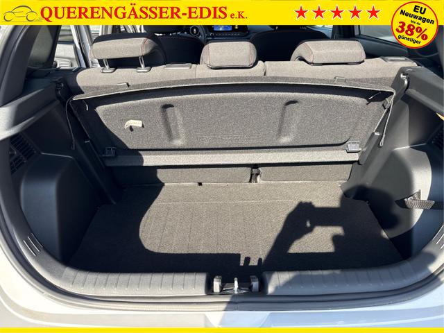Hyundai / i20 / Weiß / / / 