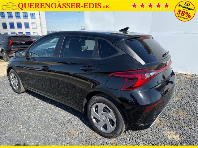 Hyundai / i20 / Weiß / / / 
