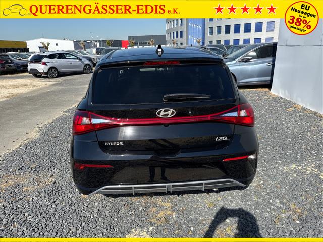Hyundai / i20 / Weiß / / / 