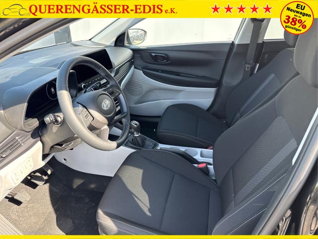 Hyundai / i20 / Weiß / / / 
