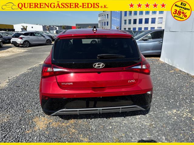 Hyundai / i20 / Weiß / / / 