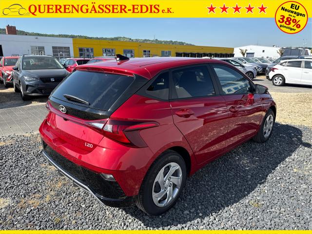 Hyundai / i20 / Weiß / / / 