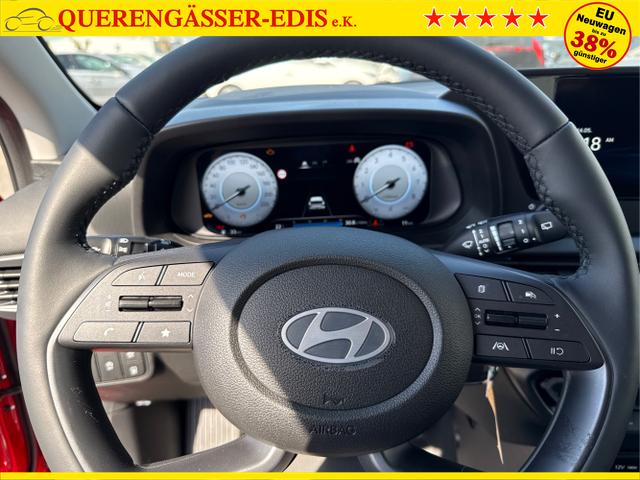 Hyundai / i20 / Weiß / / / 