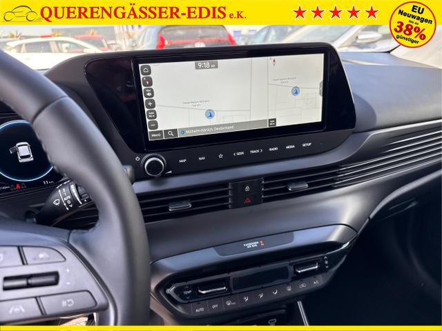 Hyundai / i20 / Weiß / / / 