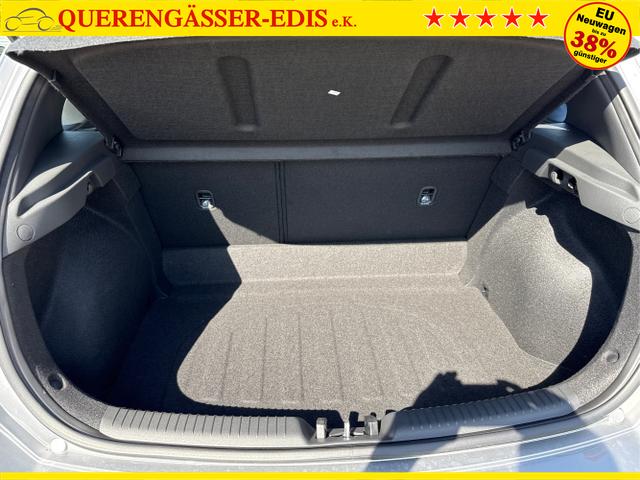 Hyundai / i30 / Weiß / / / 