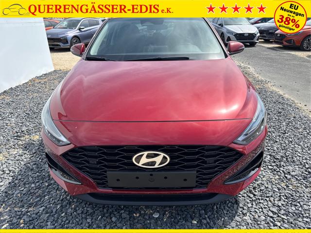 Hyundai / i30 / Weiß / / / 