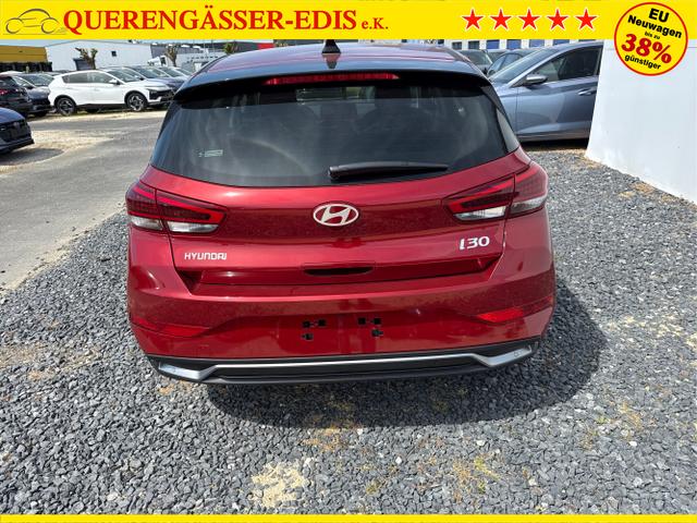 Hyundai / i30 / Weiß / / / 