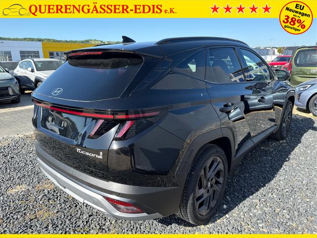 Hyundai / TUCSON FACELIFT / Weiß / / / 