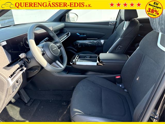 Hyundai / TUCSON FACELIFT / Weiß / / / 