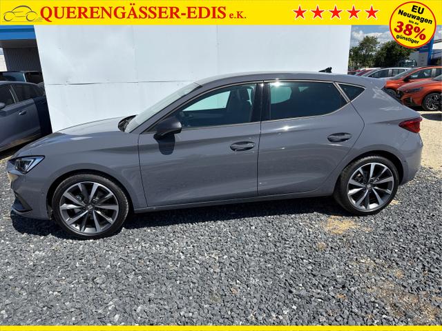 Seat / Leon / Weiß / / / 