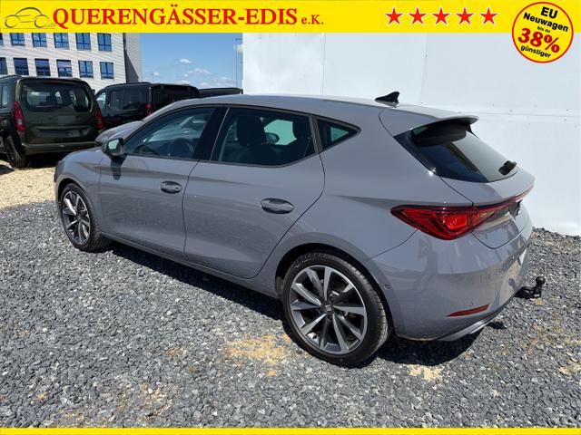 Seat / Leon / Weiß / / / 