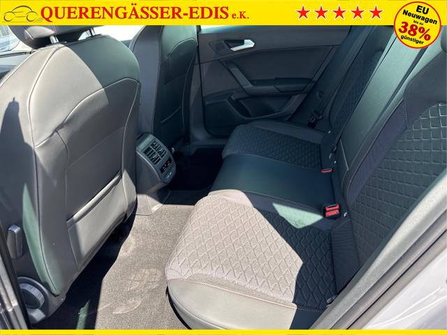 Seat / Leon / Weiß / / / 