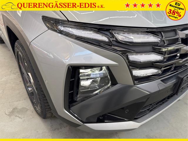 Hyundai / TUCSON FACELIFT / Shimmering Silver R2T / / / DCT 20th Anniversary ACC NAVI PANO KRELL 360 SHZ 