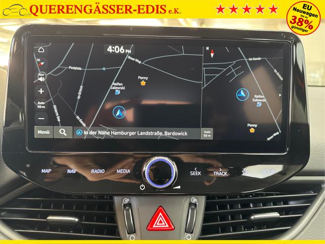 Hyundai / i30 / Orange / / / SHZ NAVI ALU LED RFK PDC