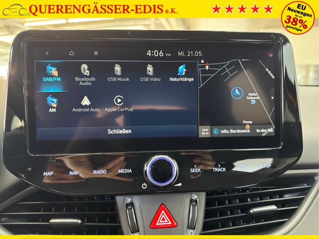 Hyundai / i30 / Orange / / / SHZ NAVI ALU LED RFK PDC