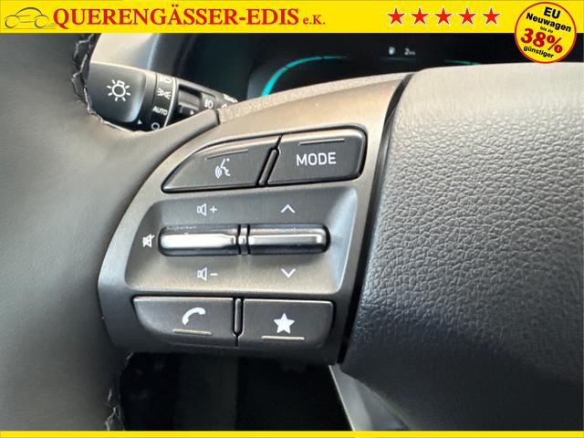 Hyundai / i30 / Orange / / / SHZ NAVI ALU LED RFK PDC